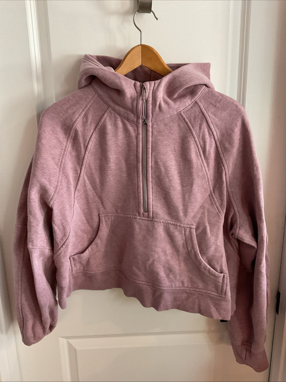 Lululemon - 1/2 Zip Cropped Hooded Sweatshirt - Pinkish Purple - Ladies Sz Med - Picture 2 of 11